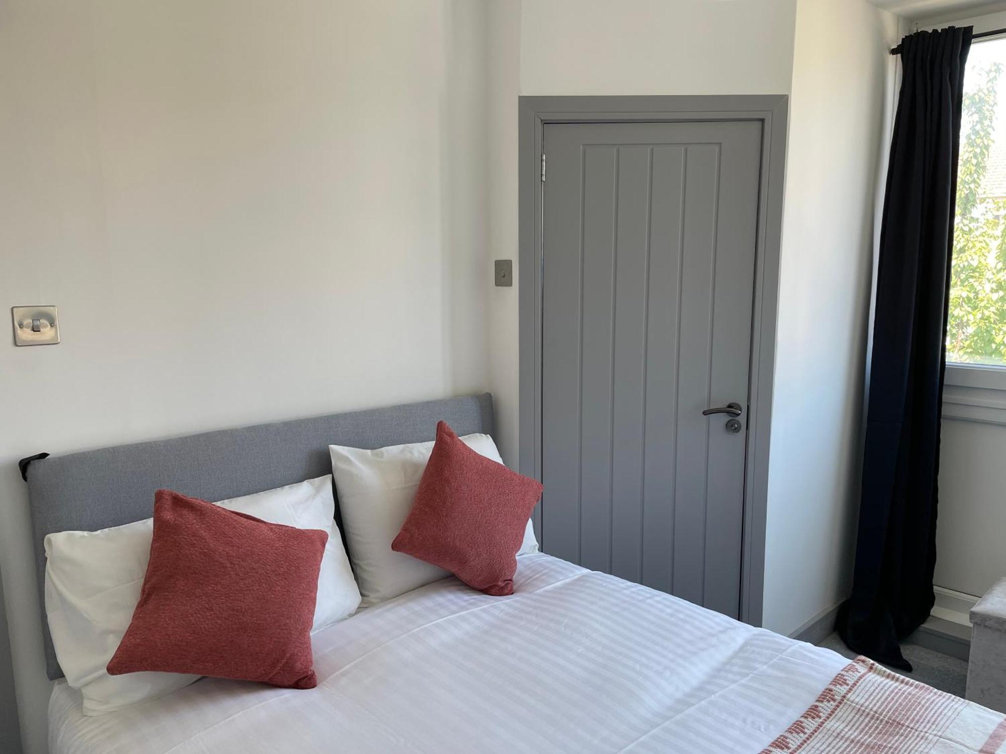 Room In Shared House Hackney Лондон Екстериор снимка